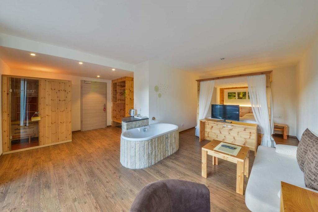 Hotel Gasthof Heckl 킨딩 외부 사진