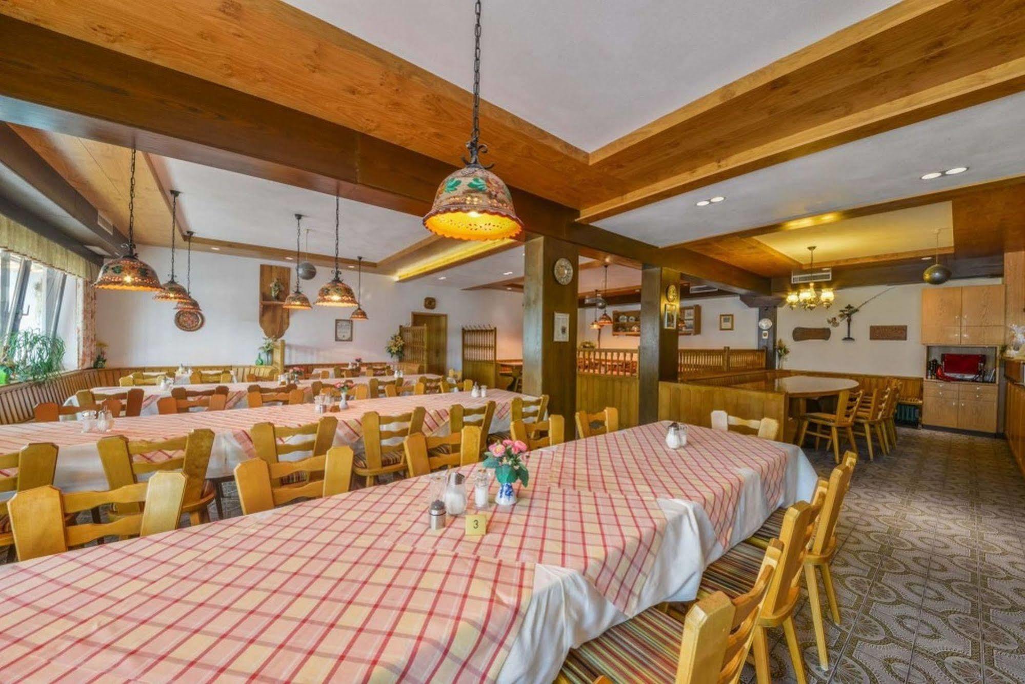 Hotel Gasthof Heckl 킨딩 외부 사진